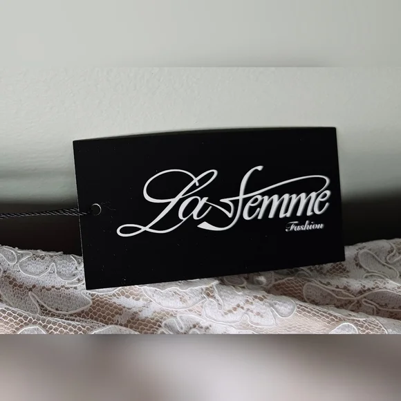 La Femme Women's Long White Lace Mermaid Sheer Halter Neck Gown, Size 0 - Picture 11 of 12